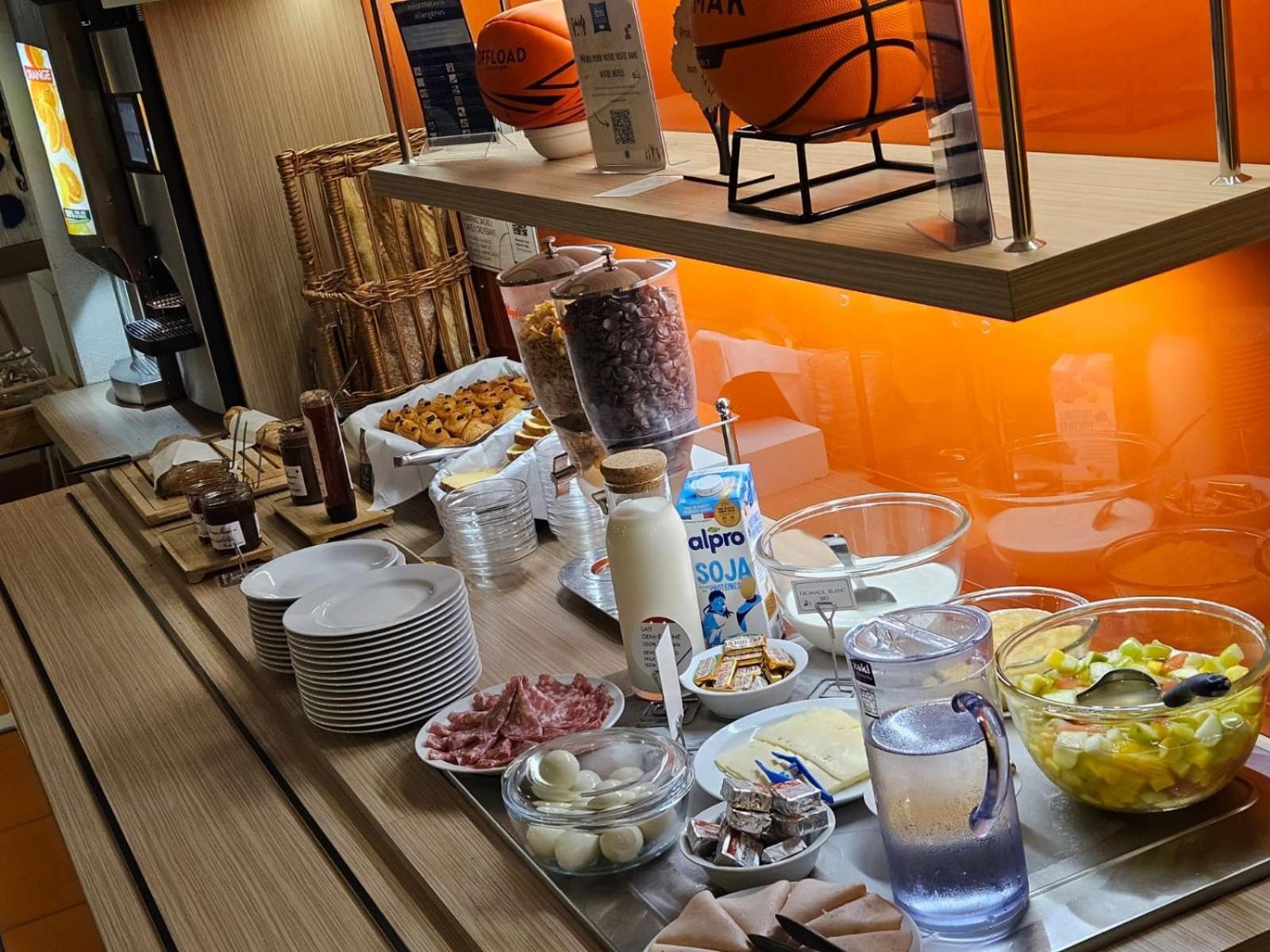 Ibis Budget Toulouse Aeroport Бланьяк Экстерьер фото